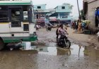 రోడ్డు వేయండి సారూ..
